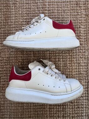 Alexander McQueen Oversized Sneaker with box and extra laces
